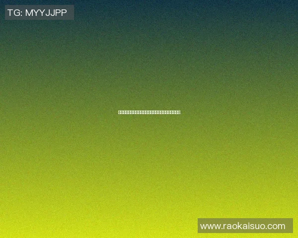 当今足坛最炙手可热的足球明星及其背后的传奇故事揭秘