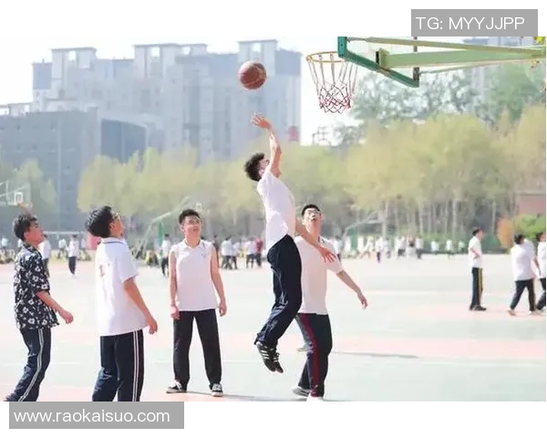 明星亲授篮球技巧视频教孩子轻松掌握运动乐趣与团队精神